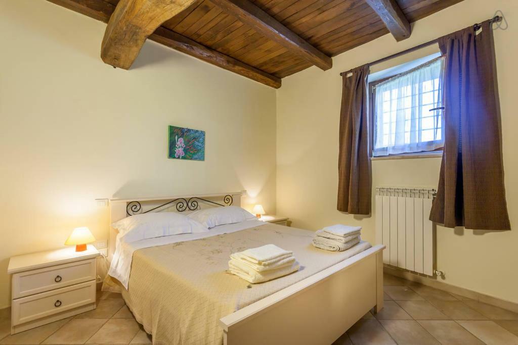 Ciards House Apartment Montefalco Bagian luar foto